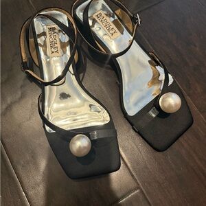 Badgley Mischka Black Heels with Pearl Accent